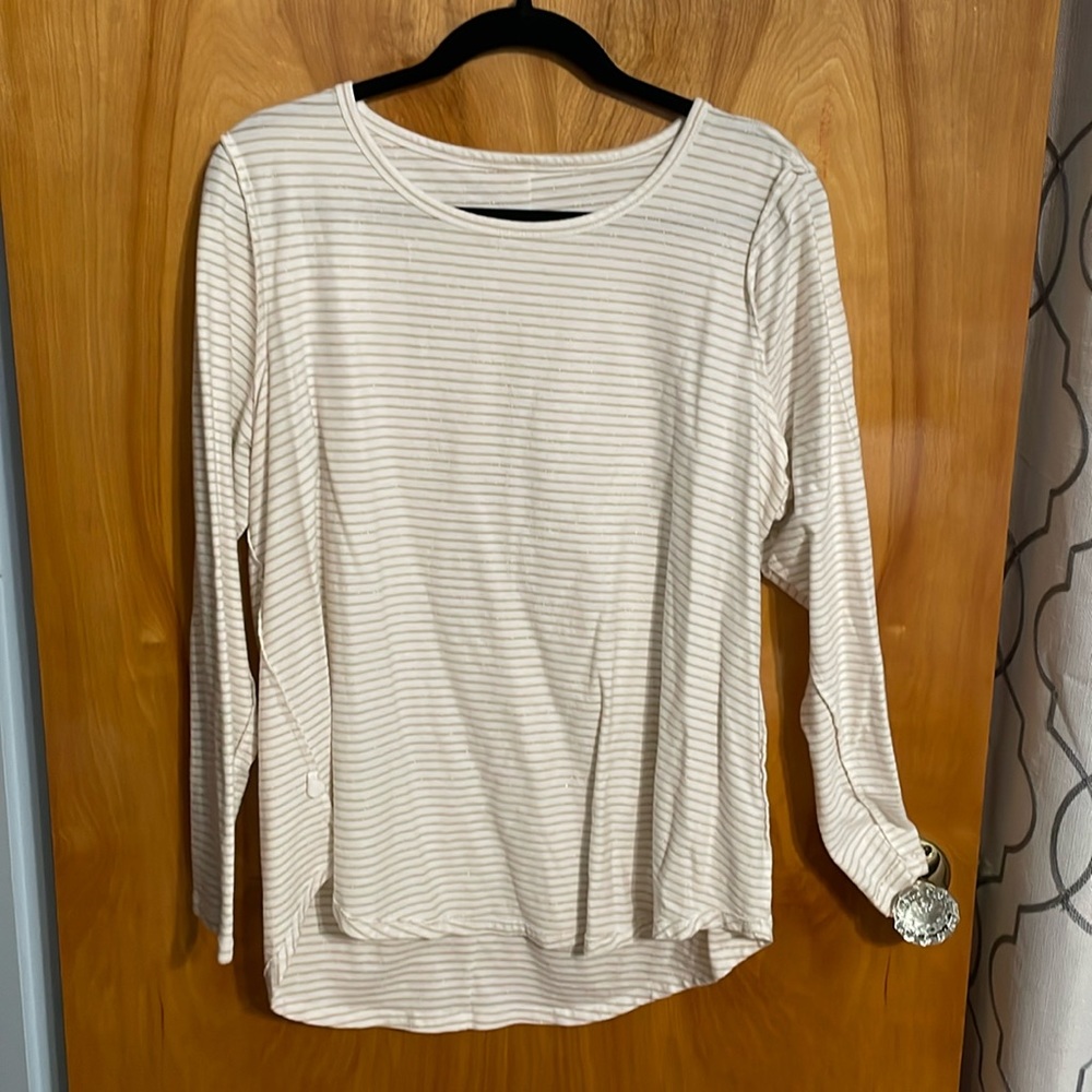 White and gold striped long sleeve shirt. Lane Bryant. Size 14/16. Gently worn.